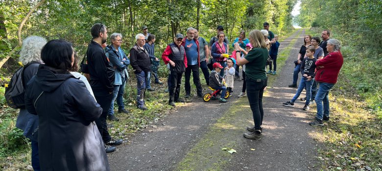 Rundführung durch Forstamtsleiterin Susanne Gühne über den Wald-Parcours