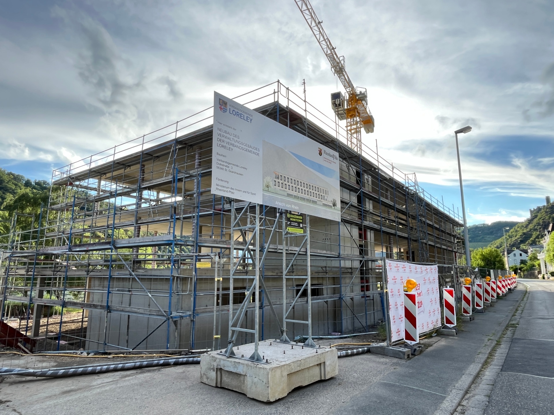 Gruppenfoto zum Richtfest