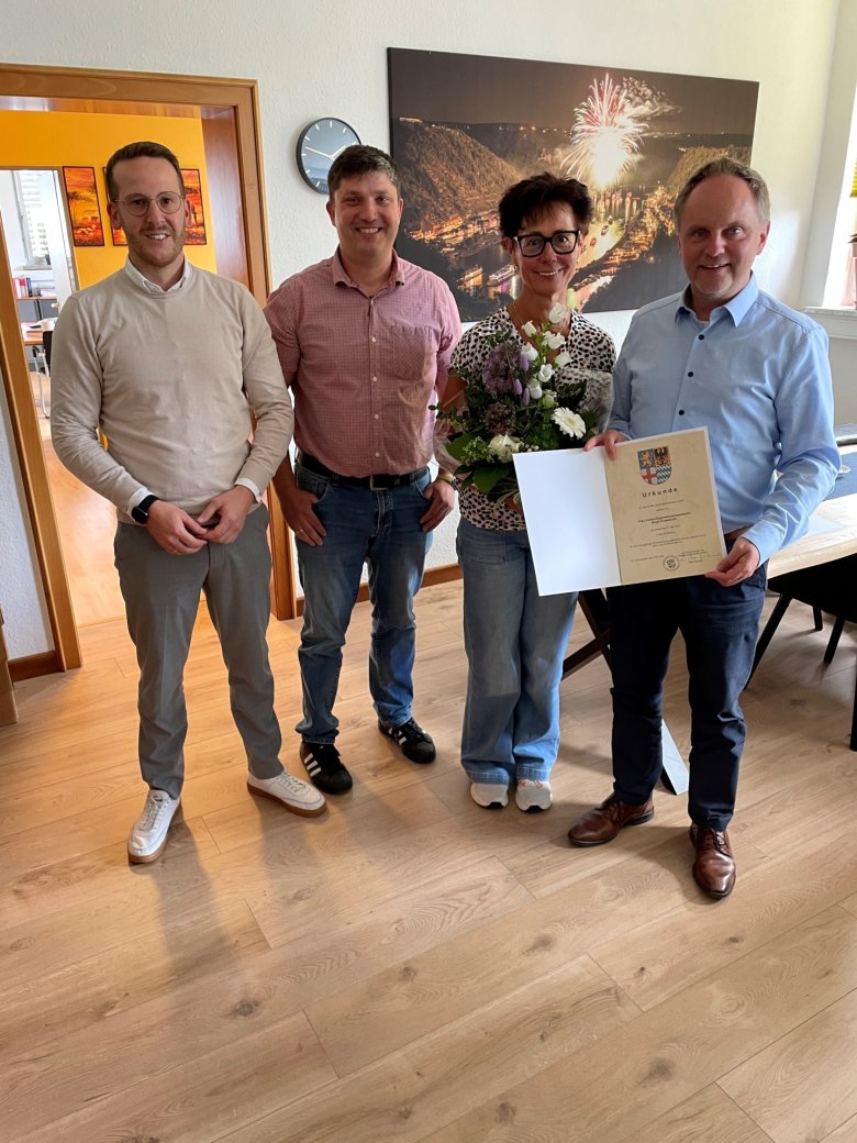 Gruppenbild Verabschiedung B. Priesteroth