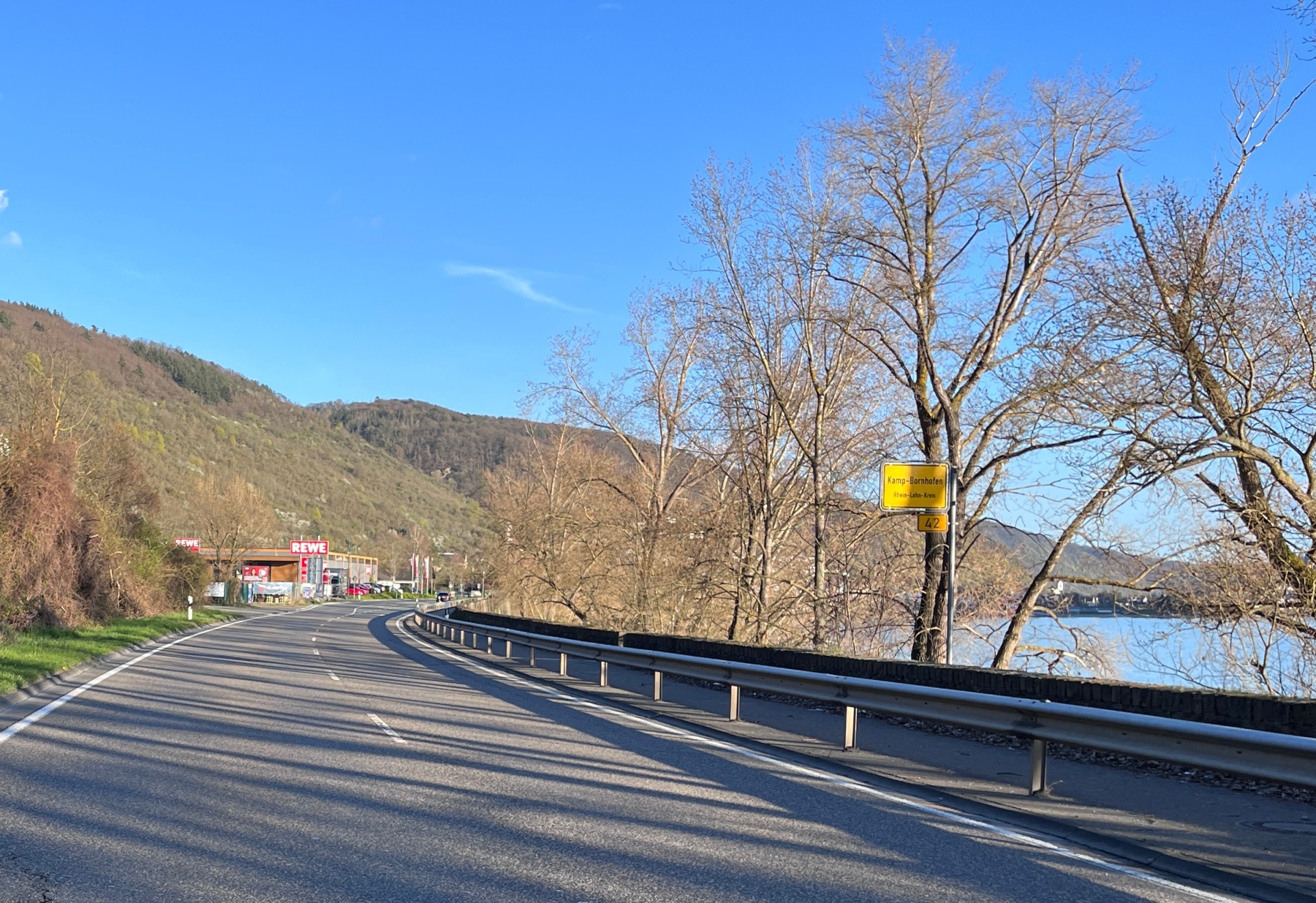 Verkehrsverschwenkung in Kamp-Bornhofen