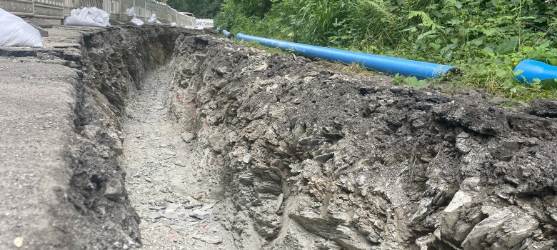 Graben für Wasserleitungen