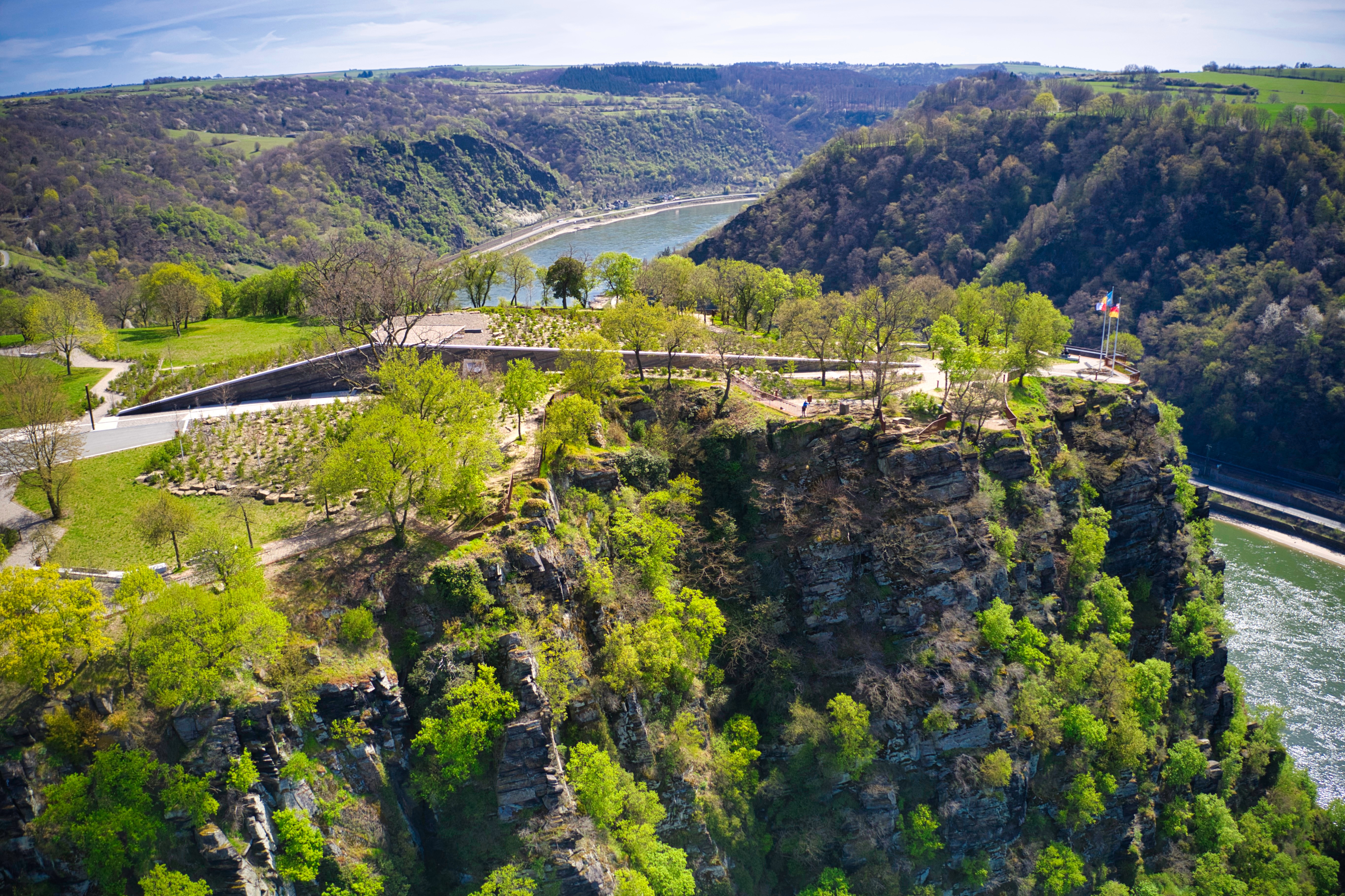 Der sagenumwobene Loreleyfelsen Der sagenumwobene Loreleyfelsen